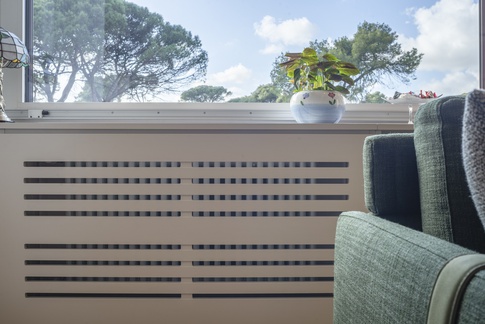 Soggiorno in stile moderno di 50 di BB1 Architettura & Design