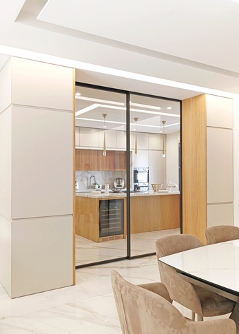 Open Space in stile contemporaneo di 80 di Arcangelo Primato