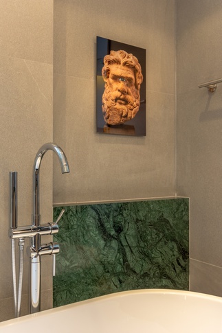 Bagno in stile moderno di 6 di Guzlive