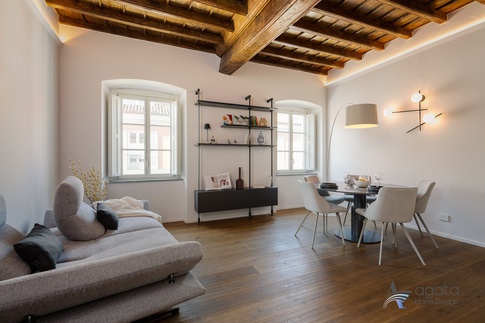 Soggiorno in stile contemporaneo di 24 di Agata Home Design