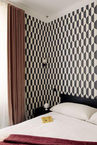 Camera da Letto in stile classico di 16 di Alessia Provenzano architetto