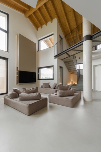 Open Space in stile soft industrial di 60 di Simona Fogalesi interior designer