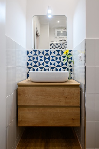 Bagno in stile mediterraneo di 3 di srv.architetti
