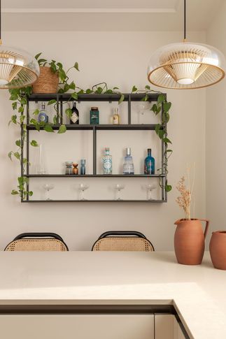Open Space in stile minimal di 38 di Sofia Carta Studio