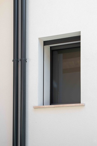 Facciata in stile moderno di null di YY studio Facciata in stile moderno di null di YY studio