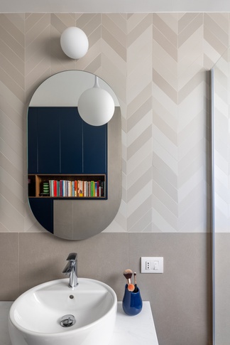 Bagno in stile moderno di 6 di Gruppo Castaldi