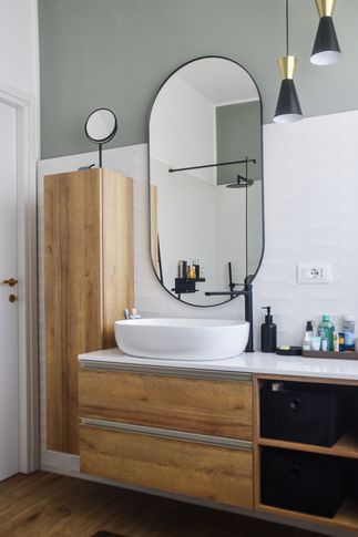 Bagno in stile moderno di 6 di Studio LABventinove