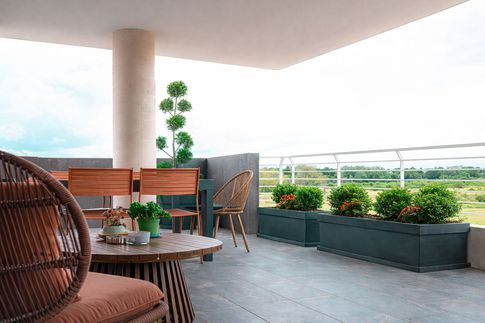 Balcone in stile contemporaneo di 10 di Salvatore Sito Interior Designer Balcone in stile contemporaneo di 10 di Salvatore Sito Interior Designer