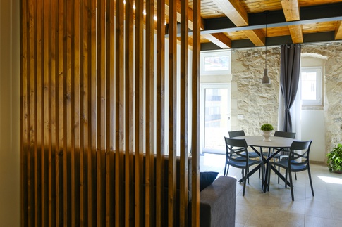 Open Space in stile rustico di 28 di ValentinaZoccoArchitetto