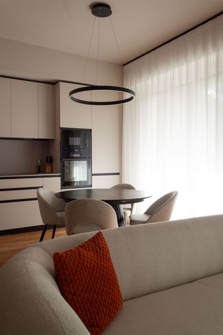 Open Space in stile moderno di 28 di SuMisura Architetti