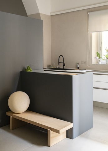 Open Space in stile moderno di 57 di Michela Cordisco Studio