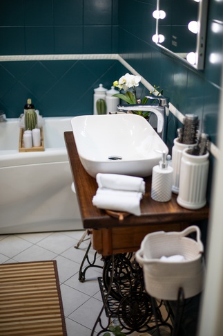 Bagno in stile eclettico di 5 di Valeria Home Interior