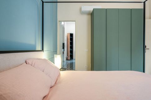 Camera da Letto in stile transitional di 18 di Greta Rosati Fotografa