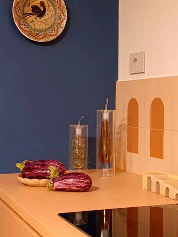 Cucina in stile maximalista di 11 di Rachele Biancalani Studio Cucina in stile maximalista di 11 di Rachele Biancalani Studio