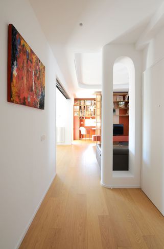 Ingresso in stile contemporaneo di 5 di Fiorenzo D'Onofrio Architetto