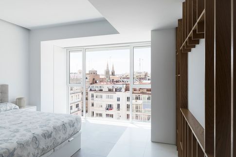 Camera da Letto in stile minimal di 20 di Lorenzo Franzi | Fotografia