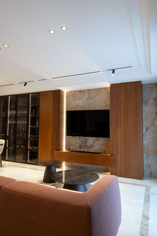 Soggiorno in stile contemporaneo di 25 di Salvatore Sito Interior Designer