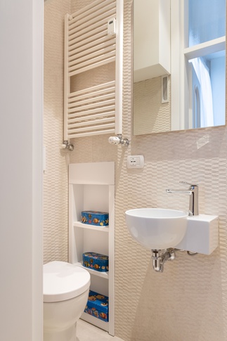 Bagno in stile contemporaneo di 3 di STUDIO FABIO VIZZI ARCHITETTURA Bagno in stile contemporaneo di 3 di STUDIO FABIO VIZZI ARCHITETTURA