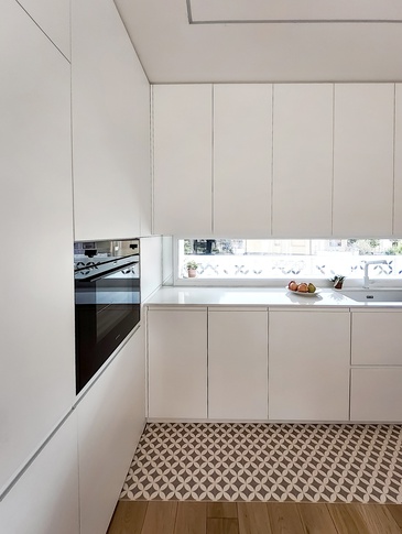 Open Space in stile contemporaneo di 50 di Studio MAC