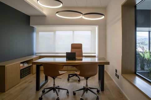 Studio in stile industriale di 160 di Pamela Camposano Ingegnere Architetto