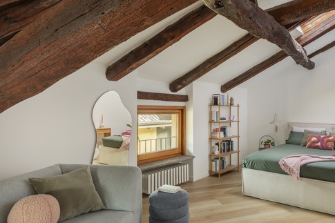 Camera da Letto in stile scandinavo di 27 di Storie Design Studio