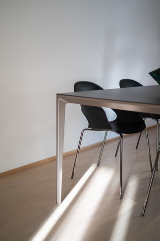 Open Space in stile contemporaneo di 50 di MG Decoration