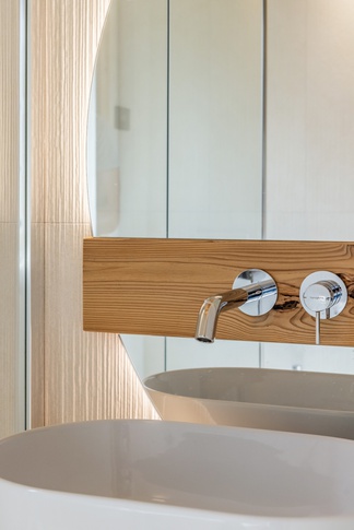 Bagno in stile contemporaneo di 15 di Arredamenti Andalo
