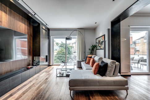 Soggiorno in stile contemporaneo di 20 di MOB Architects