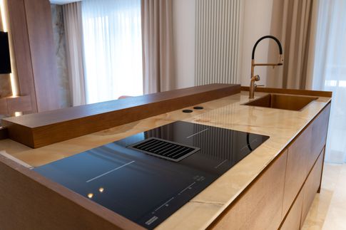 Cucina in stile contemporaneo di 25 di Salvatore Sito Interior Designer