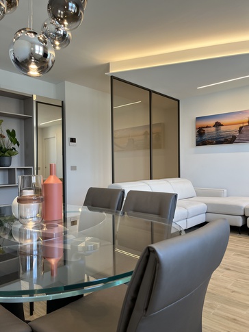 Open Space in stile contemporaneo di 35 di BF interni Open Space in stile contemporaneo di 35 di BF interni