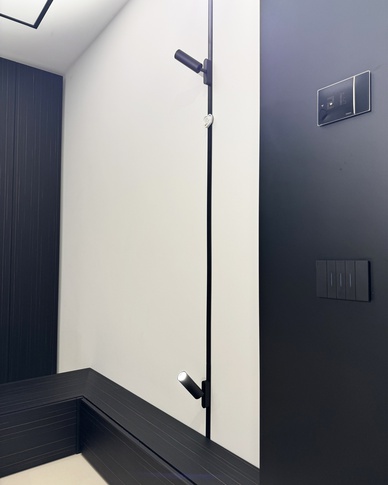 Camera da Letto in stile contemporaneo di 18 di IMA STUDIO