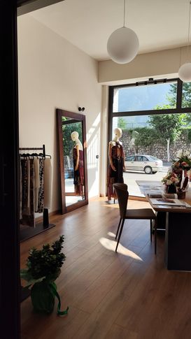 Open Space in stile minimal di 80 di MAM Interior design