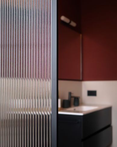 Bagno in stile contemporaneo di 5 di YY studio Bagno in stile contemporaneo di 5 di YY studio