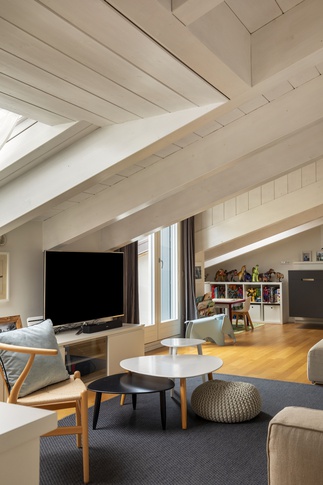 Open Space in stile nordico di 35 di Chantal Forzatti architetto