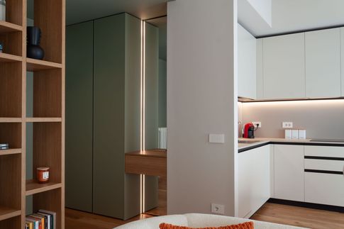 Open Space in stile moderno di 28 di SuMisura Architetti