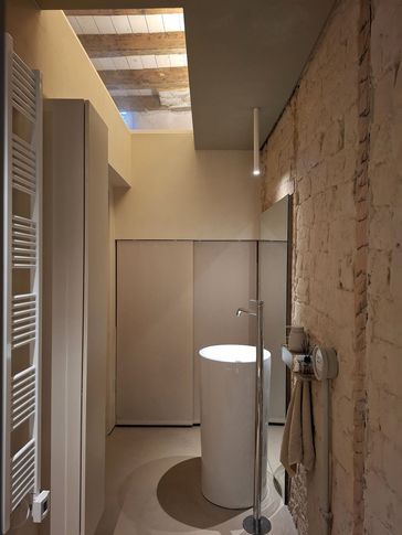 Bagno in stile contemporaneo di 5 di Marco Galli Architetto