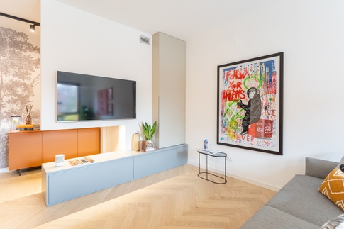 Soggiorno in stile contemporaneo di 20 di Alessandra Parolini Studio