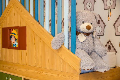 Cameretta Bambini in stile naturale di 24 di Arredamenti Andalo