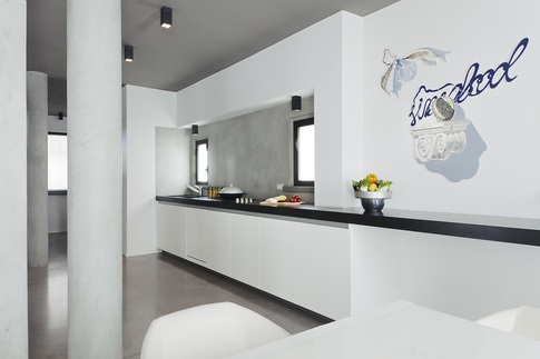 Open Space in stile moderno di 90 di COLLETTIVO_INVƎRSO