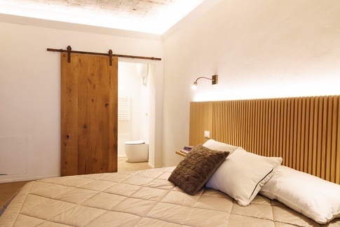 Camera da Letto in stile rustico di 15 di Studio di Interior Design di Yuliya Danilchenko