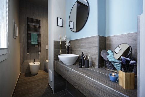 Bagno in stile soft industrial di 5 di Arar Studio di Arar Muna Isabella Bagno in stile soft industrial di 5 di Arar Studio di Arar Muna Isabella
