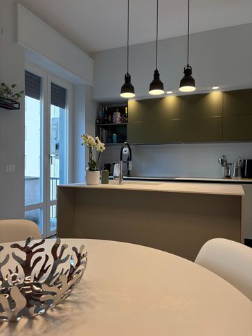 Cucina in stile contemporaneo di 12 di FRANCESCA GEROSA ARCHITETTO Cucina in stile contemporaneo di 12 di FRANCESCA GEROSA ARCHITETTO