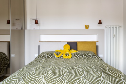 Camera da Letto in stile contemporaneo di 14 di Valentina Varricchio Architetto