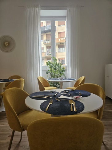 Sala da Pranzo in stile classico di 18 di Alessandra Gambino Architetto - AGA