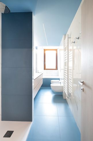 Bagno in stile moderno di 6 di Bossi Vigorito Building Interior Bagno in stile moderno di 6 di Bossi Vigorito Building Interior