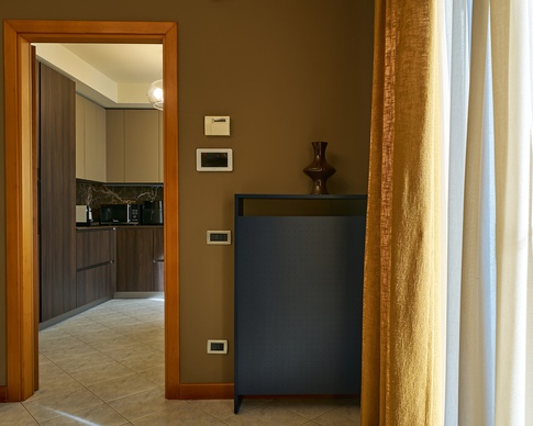 Soggiorno in stile contemporaneo di 35 di Isabella Giacometti Wellbeing Architect