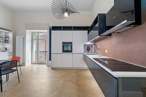 Cucina in stile transitional di 30 di Greta Rosati Fotografa Cucina in stile transitional di 30 di Greta Rosati Fotografa