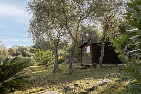 Giardino in stile glamour di 1500 di NOMADE ARCHITETTURA