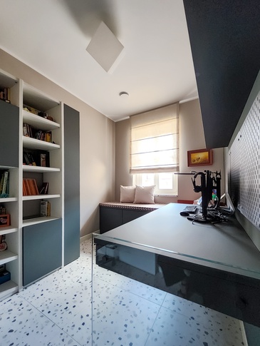 Studio in stile contemporaneo di 8 di Studio MAC