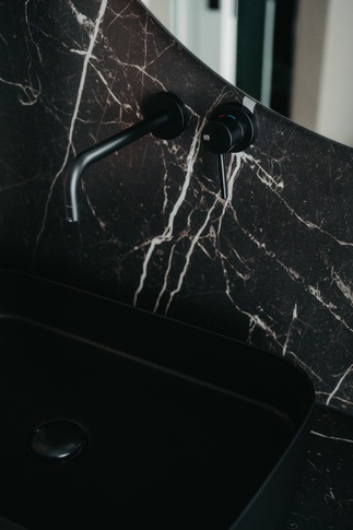 Open Space in stile glamour di 150 di Architetto Michelangelo Todisco